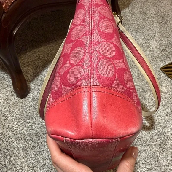 Y2K Vintage Coach Pink Heritage Stripe Signature Tote from 2008 - Picture 8 of 10